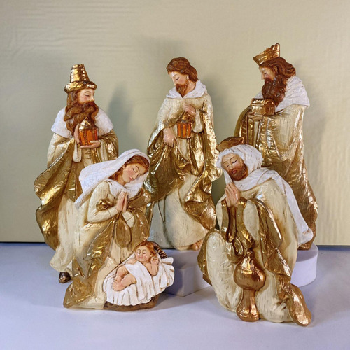 Juego De 5 Figuras De Mesa Navideñas Con Escenas De José,