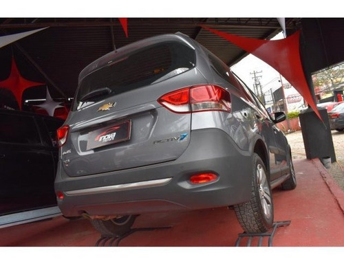 Imagem 2 de 15 de Spin 1.8 Activ7 8v Flex 4p Automático