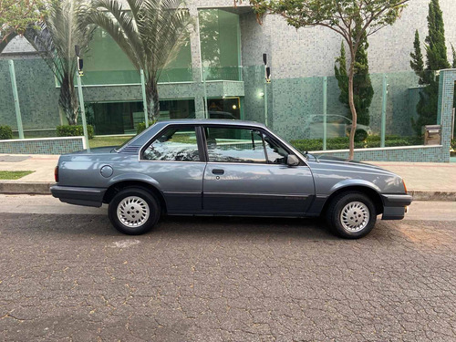 Imagem 5 de 11 de Chevrolet Monza Classic Se