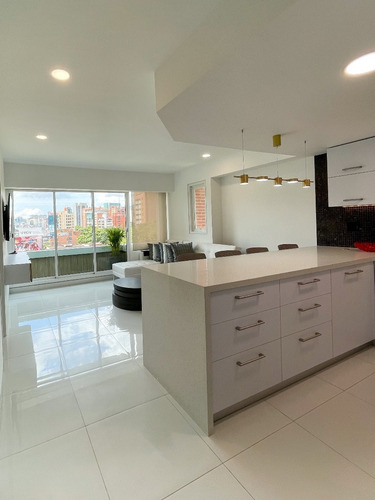 Imagen 9 de 25 de Hermoso Apartamento En Edificio A Estrenar