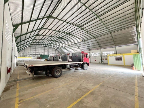 Galpon En Venta Barquisimeto Zona Industrial Gisselle Lobo Vende Imponente Y Moderno Galpon Industrial Excelente Ubicacion 3000 Metros Cuadrados Tiene Tanque Subterraneo De 50000 Litros 2 4 2 5 8 5 9