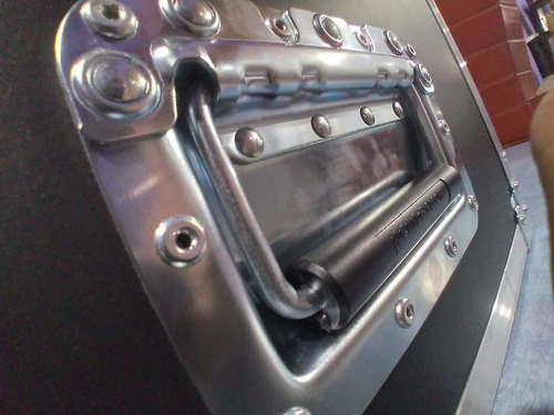 Rack Para Potencia 3 Unidades De Rack + Porta Consola Mixer