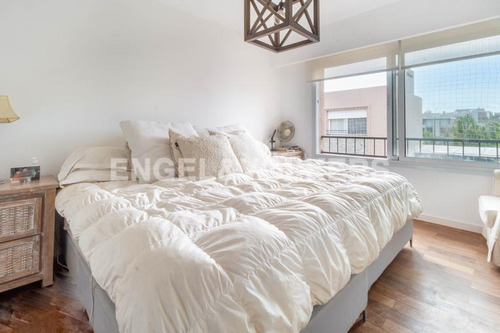 Imagen 10 de 15 de Casa En Housing En Olivos En Venta
