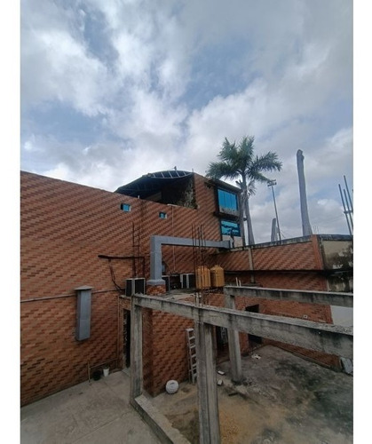Imagen 4 de 28 de En Venta Edificio Comercial Morón.