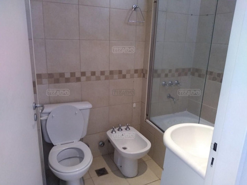 Departamento En Alquiler Ubicado En Abasto, Capital Federal, Buenos Aires