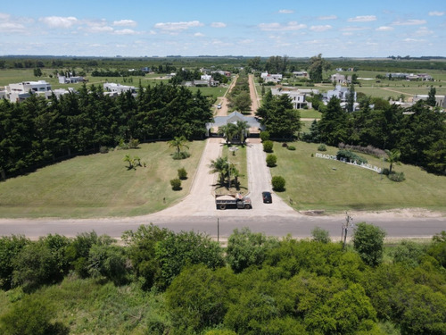 Terreno En Venta En Prados De La Adelina, Gualeguaychú.