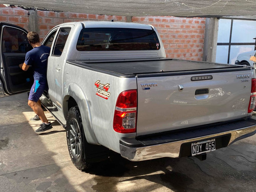Toyota Hilux 3.0 Cd Srv Cuero I 171cv 4x4 5at 2013