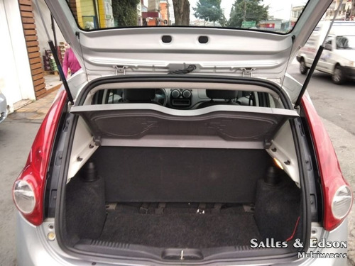 Imagem 10 de 15 de Fiat Palio Attractiv 1.4 2015