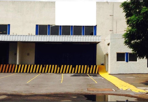 Imagen 2 de 5 de Bodega Renta 1,750 M2 Parque Industrial Zona Industrial Guad