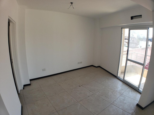 Imagen 6 de 10 de Venta - 2 Ambientes - Villa Ortuzar