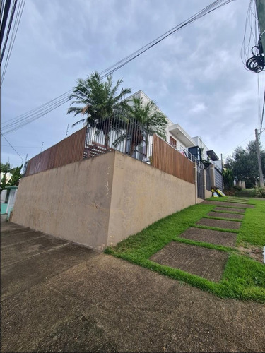 Imagem 2 de 30 de Casa Com 3 Dormitórios À Venda, 144 M² Por R$ 685.000,00 - Canudos - Novo Hamburgo/rs - Ca3737