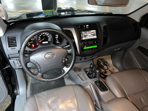 Toyota Hilux 3.0 Srv Cab. Dupla 4x4 Aut. 4p
