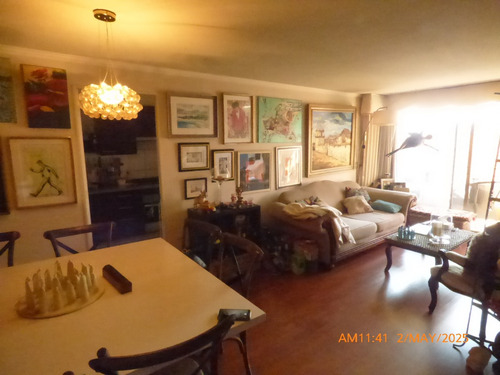 Amplio Depto 2d Y 2 B Mas Estac Y Bodega En Walker Martinez