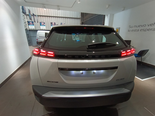 Peugeot 2008 1.0T Allure