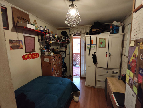 5 Dormitorios / 3 Baños (98369)