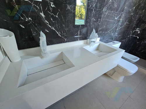 Casa En Venta 4 Ambientes - Barrio Cerrado Santa Elisa - Pilar Del Este -