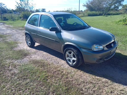 Chevrolet Corsa 1.6 Gl Aa Dh