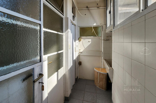 Venta Departamento Semipiso 5 Amb. Con Baulera En Recoleta