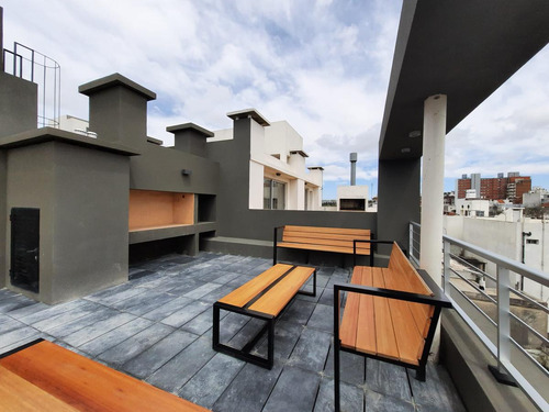 Venta De Apartamento Mono-ambiente En Rambla De Buceo