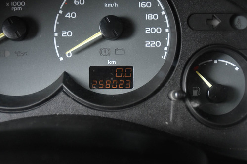 Chevrolet Corsa Classic 1.6 Gl Aa Super