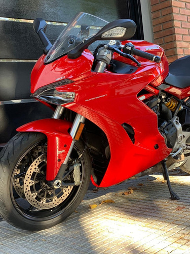Ducati Supersport 939