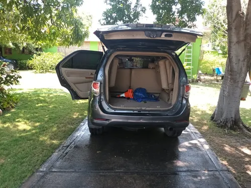 Toyota Fortuner 3.0 Sr5