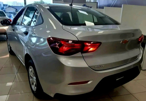Imagen 15 de 24 de Chevrolet Onix Plus Ls 2023 1.2 0km Prisma Color Finan Gall6