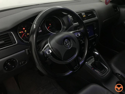 Imagem 10 de 15 de Volkswagen Jetta 1.4 16v Tsi Comfortline Gasolina 4p