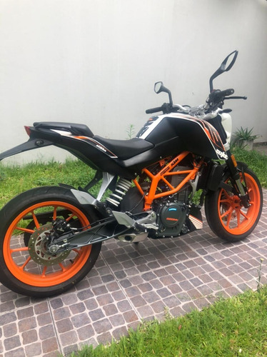 Moto Usada Duke 390 - Año 2017 - 8560 Kms - Urquiza Motos