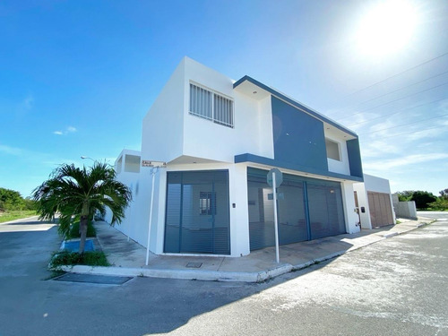 Casa En Venta Y Renta Merida, Fraccionamiento Real Montejo, Entrega Inmediata.