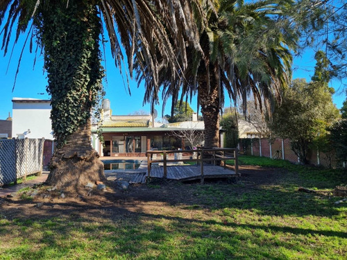 Imagen 3 de 30 de Casa Tres Ambientes Con Parque Y Piscina