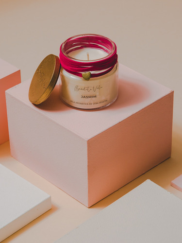 Imagem 4 de 4 de Vela Aromática Vegetal Jasmim 140 G - Rosa