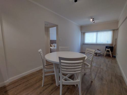 Imagen 5 de 10 de Venta / Departamento 2 Ambientes Contra Frente Con Cochera / Mar Del Plata
