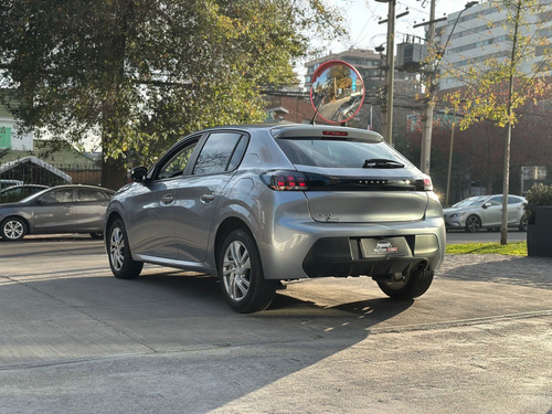 Peugeot 208 1.2 Style 75Hp