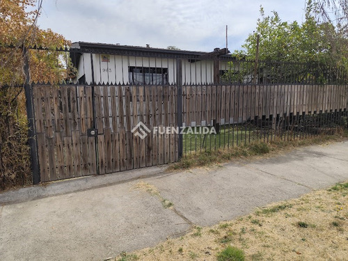 Casa En Venta De 3 Dorm. En Ñuñoa