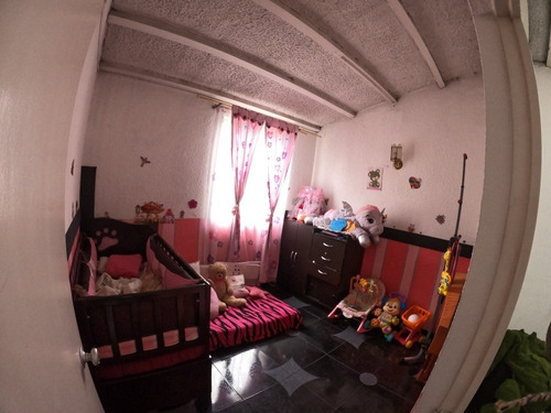 Imagen 3 de 11 de Casa De Tres Pisos, 78 Mts2, 3 Habitaciones, 2 Baños