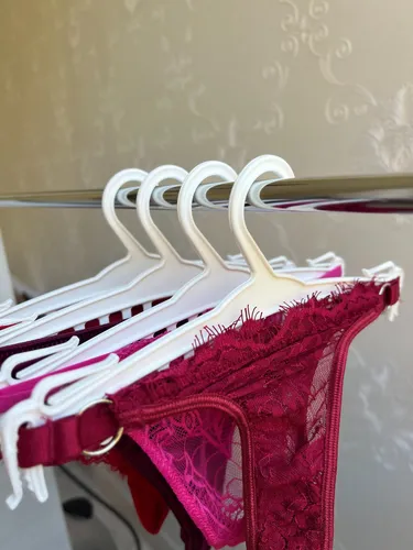 Colgadores de ropa interior new arrivals