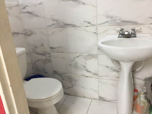 Imagen 14 de 14 de En Venta O Alquiler 715 M2. Galpón Con Oficinas, Exhibición, Av. Bella Vista