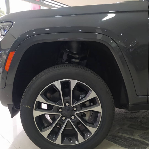 Imagen 15 de 16 de Jeep Grand Cherokee L Overland 4x4 2023