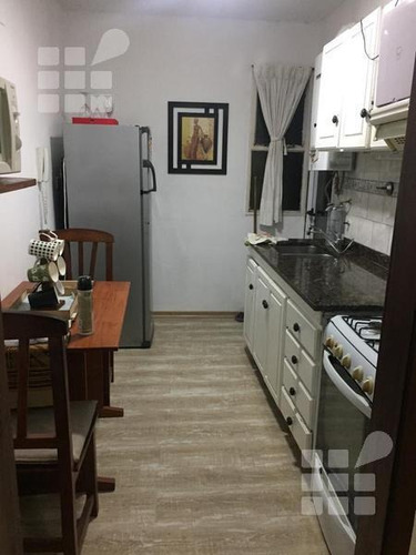 Imagen 4 de 25 de Departamento - La Plata