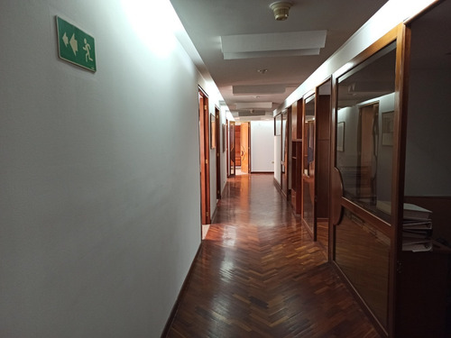 Imagen 4 de 14 de Venta De 544m2 De Oficina En La Torre De Parque Cristal