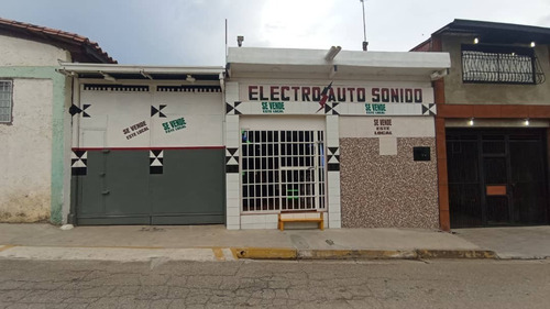 Imagen 1 de 11 de Local Comercial En Venta En El Mirador Del Bosque - Cua