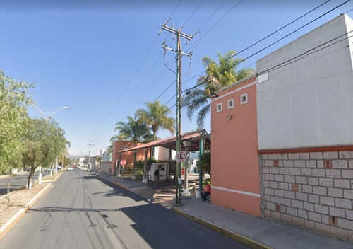 Casa Seminueva En Fovissste La Guitarrilla, San Juan Del Rio Qro. Arf