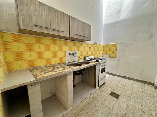 Ph 2 Ambientes Al Frente Con Terraza, En Venta, Caseros.