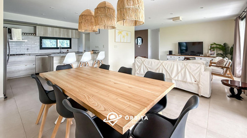 Casa A La Venta En San Sebastian, Area 2