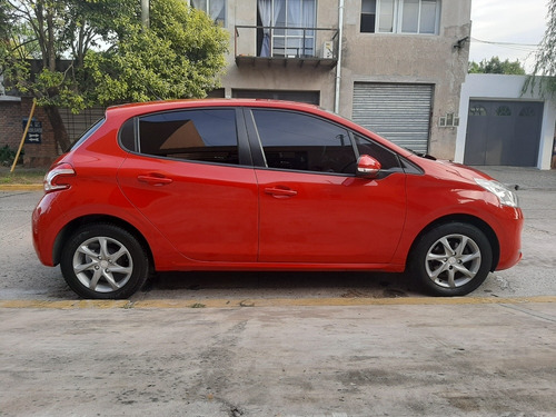 Peugeot 208 1.5 Allure 2015