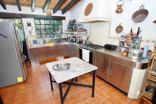 Propiedad A La Venta En El Corazón De Cuernavaca