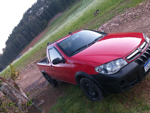 Fiat Strada 2012