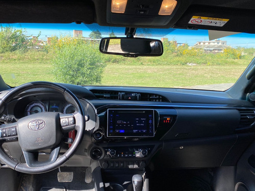 Toyota Hilux 2.8 Cd Srx 177cv 4x4 At