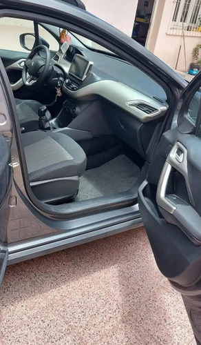 Peugeot 2008 1.6 Allure